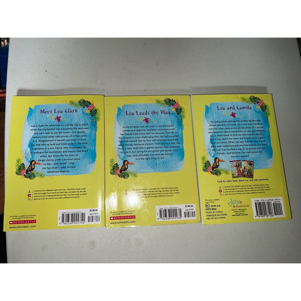 American Girl Lea 3 Book Set Softcovers Lisa Yee Dives In Leads The Way Camilla - Picture 2 of 3